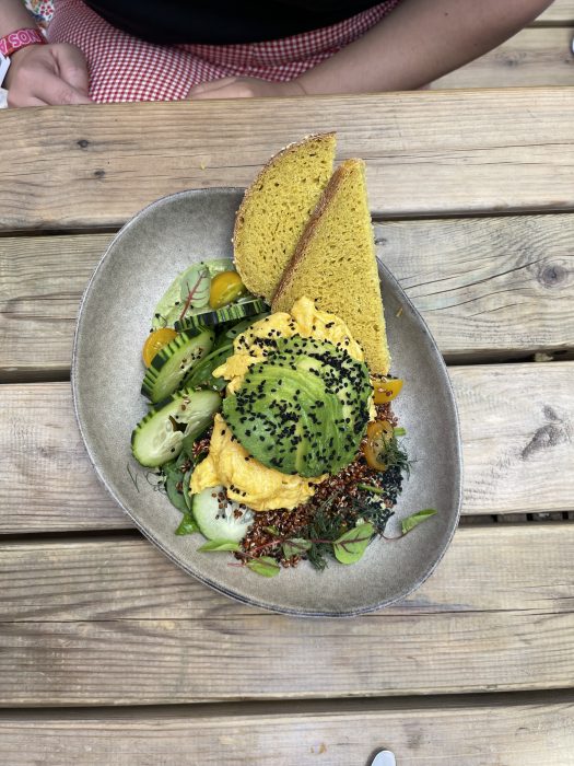 Tasty breakfast in lisbon-fly.ge