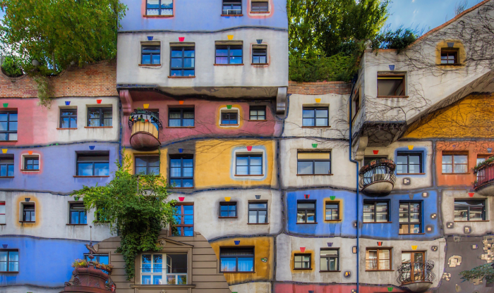 Hundertwasserhaus-fly.ge
